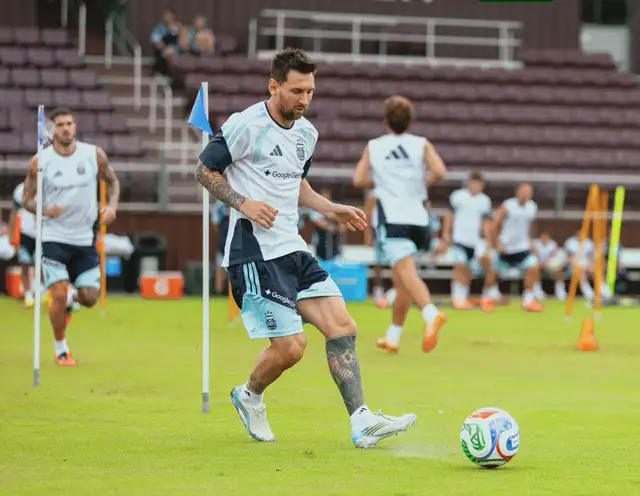 Lionel Messi Lionel Messi