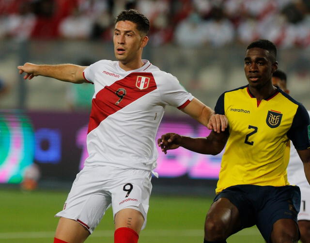 Santiago Ormeño aún no registra goles con Perú y se perfila como el gran sacrificado para el repechaje ante la vuelta de Raúl Ruidíaz. Santiago Ormeño aún no registra goles con Perú y se perfila como el gran sacrificado para el repechaje ante la vuelta de Raúl Ruidíaz.