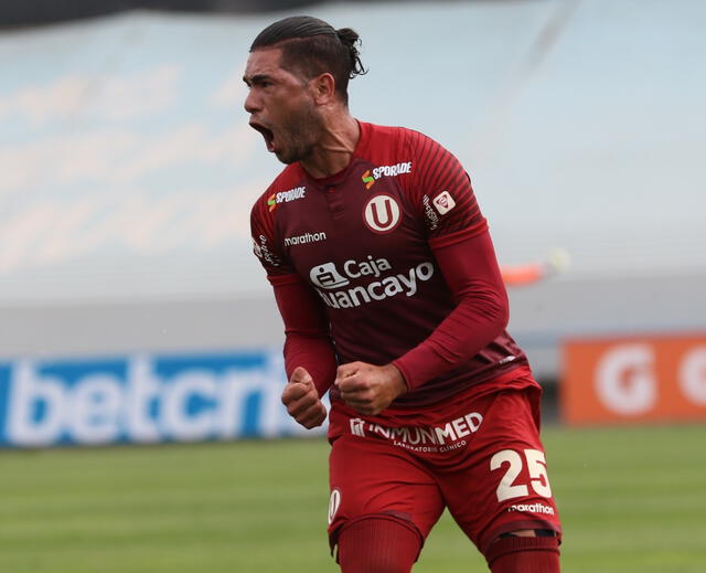 Jonathan Dos Santos Universitario Jonathan Dos Santos Universitario