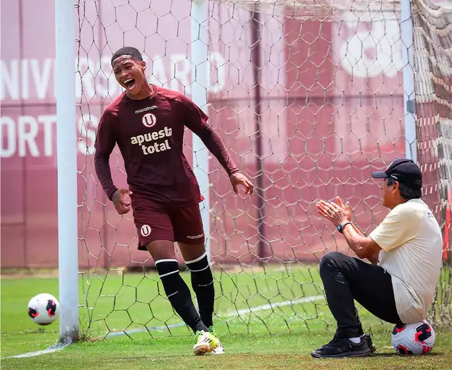 Christopher Loayza, Universitario de Deportes