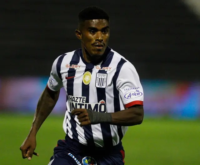 Oslimg Mora en Alianza Lima