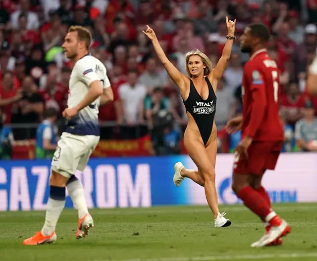  Kinsey Wolanski en la final de la Champions League 2019.   