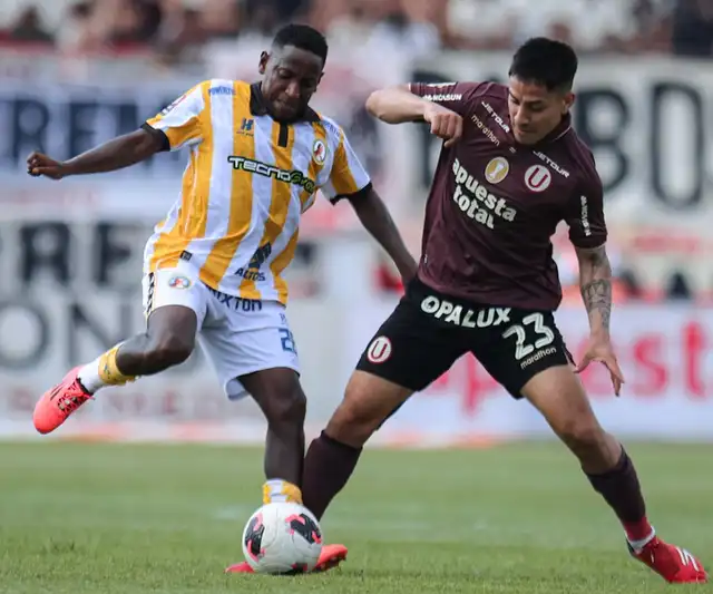 Universitario vs Juan Pablo II