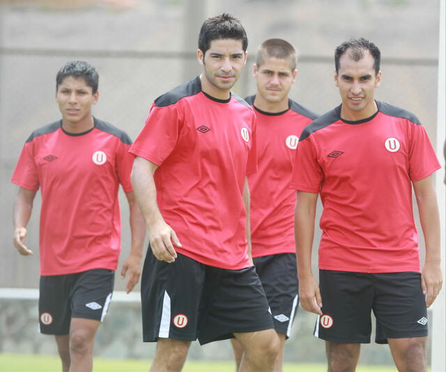 Cristian Álvarez   