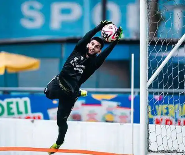 Matías Córdova dejó Cristal en el 2025. Matías Córdova dejó Cristal en el 2025.