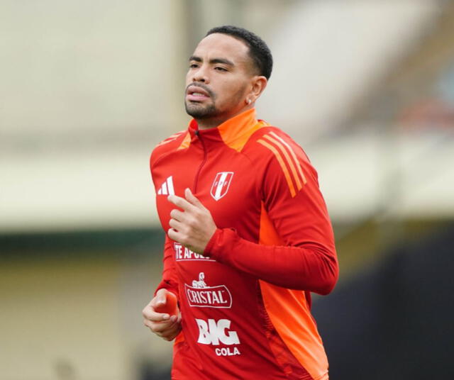 Selección peruana, Alexander Callens