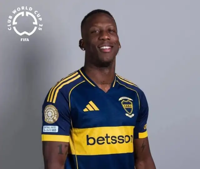 Luis Advíncula