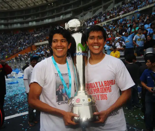 Óscar Vílchez, Sporting Cristal Óscar Vílchez, Sporting Cristal