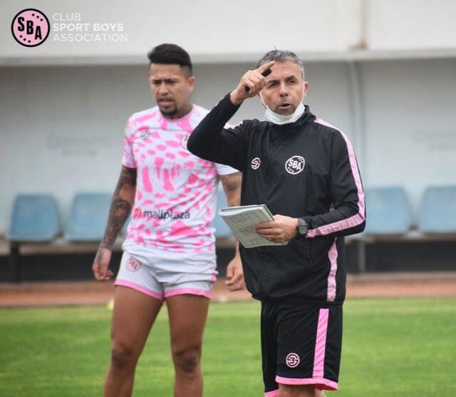 Gustavo Álvarez, Sport Boys Gustavo Álvarez, Sport Boys
