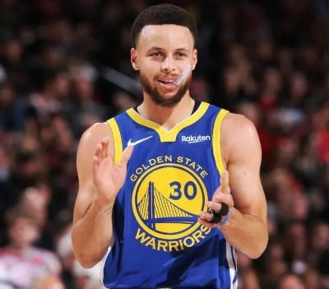 Stephen Curry en GSW