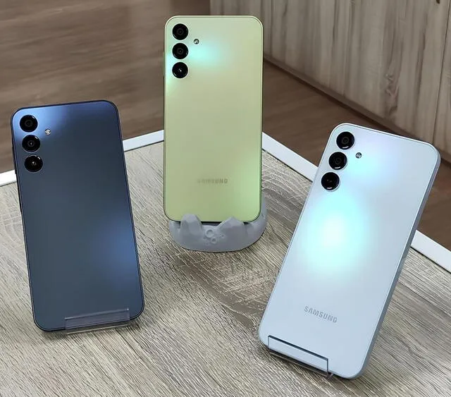 Smartphones Smartphones