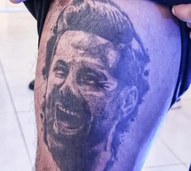 El tatuaje de Claudio Pizarro en la piel del hincha peruano El tatuaje de Claudio Pizarro en la piel del hincha peruano