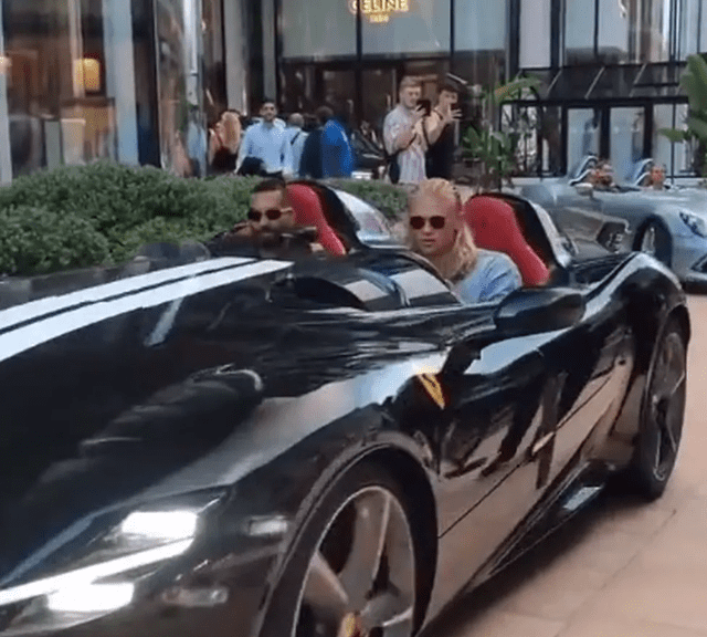 Erling Haaland se lució con uno de los Ferrari más caros del mundo. Erling Haaland se lució con uno de los Ferrari más caros del mundo.