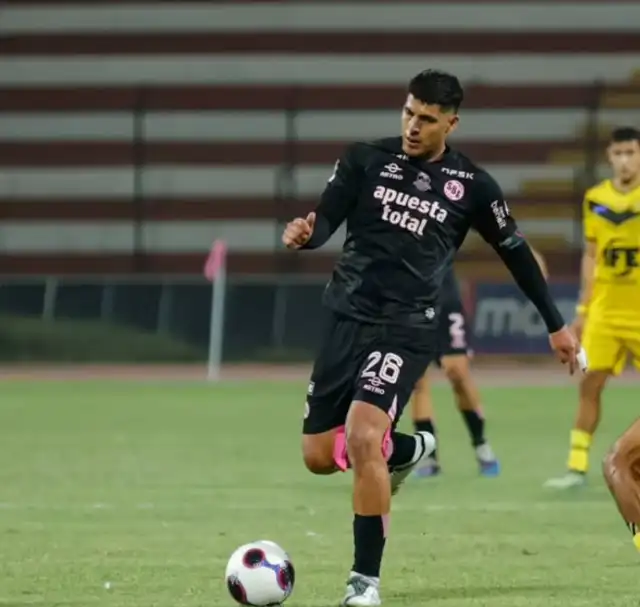 Hansell Riojas habló sobre el próximo Sport Boys vs Universitario Hansell Riojas habló sobre el próximo Sport Boys vs Universitario
