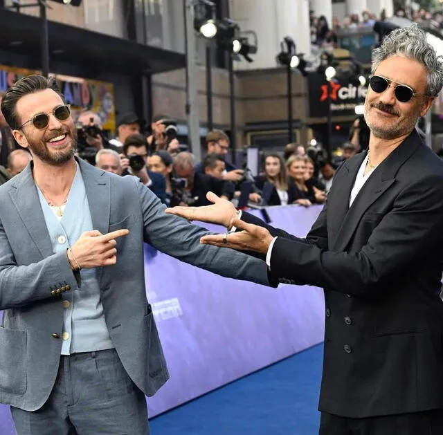 Chris Evans en el avant premier de la nueva película de Lightyear.