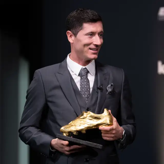 Robert Lewandowski ganó el premio Bota de Oro 2021