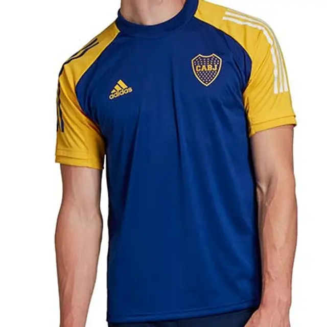 Boca Juniors y su camiseta similar a la de Alianza Lima Boca Juniors y su camiseta similar a la de Alianza Lima