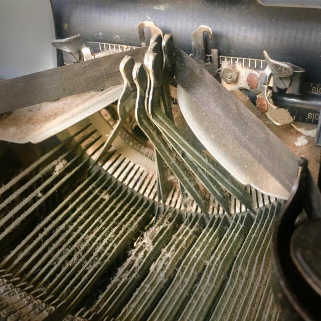 Martillos o tipos trabados impiden escribir(Foto: TypeWritter Buzz)   