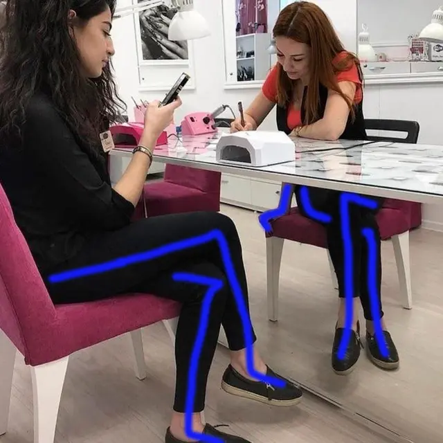 ¿Una mujer con 3 brazos? Resuelve la ilusión óptica que generó más de una discusión