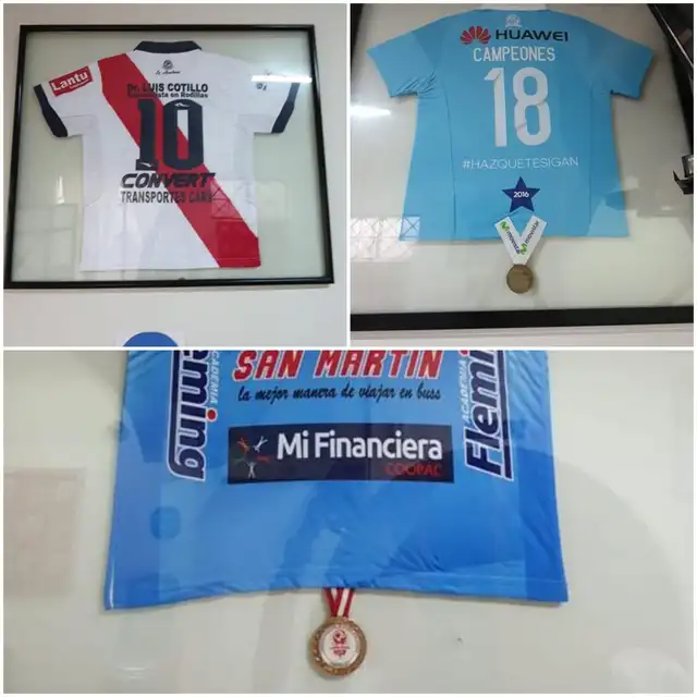 Los tres títulos de Luis Cotillo en los tres torneos oficiales del fútbol peruano. 