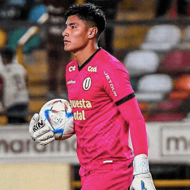 Diego Romero es portero de Universitario