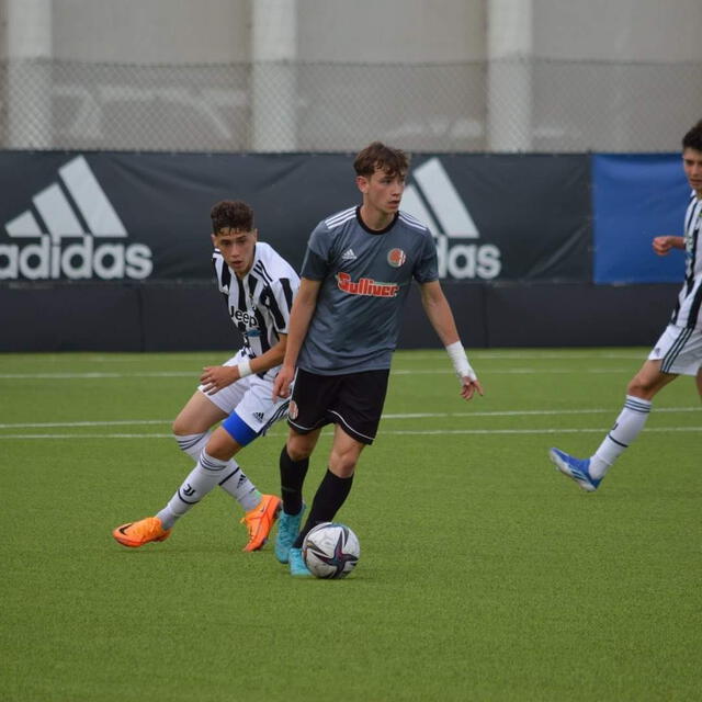 Mateo Stickler, seleccion peruana