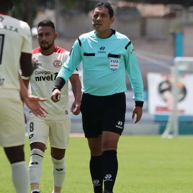 Diego Haro, Sporting Cristal vs Comerciantes Unidos