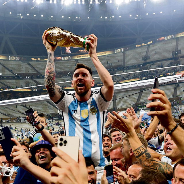 Messi y su primera Copa del Mundo. / Foto: EFE.   