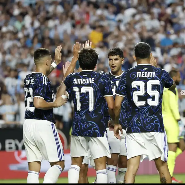 Argentina venció 2-0 a Honduras