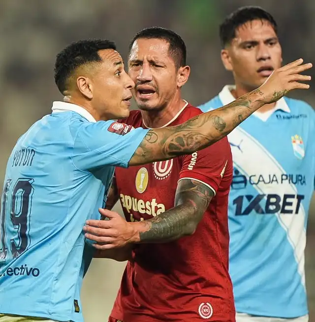 Universitario vs Sporting Cristal