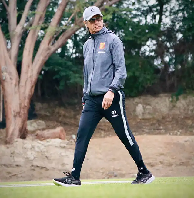 Ángel Comizzo, Atlético Grau Ángel Comizzo, Atlético Grau