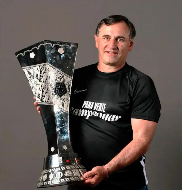carlos bustos, alianza lima
