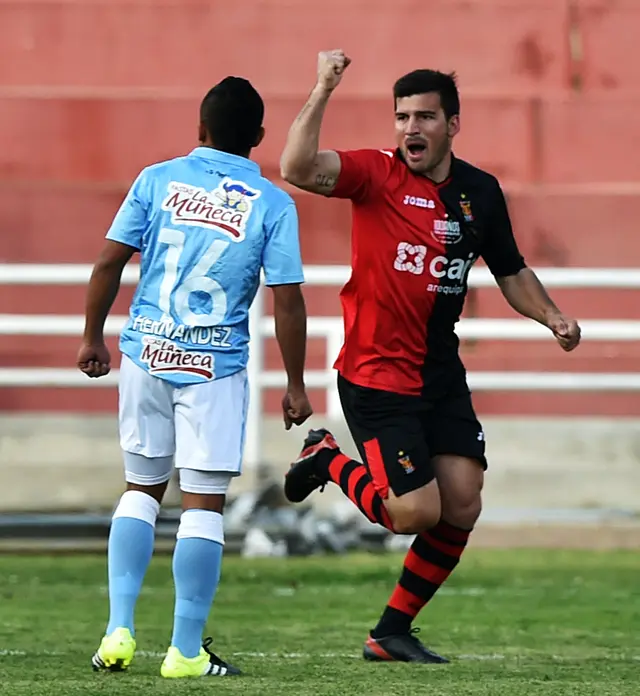 Bernardo Cuesta, FBC Melgar