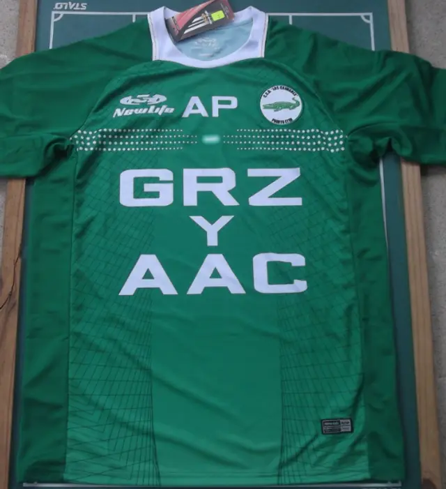 Los Caimanes Los Caimanes