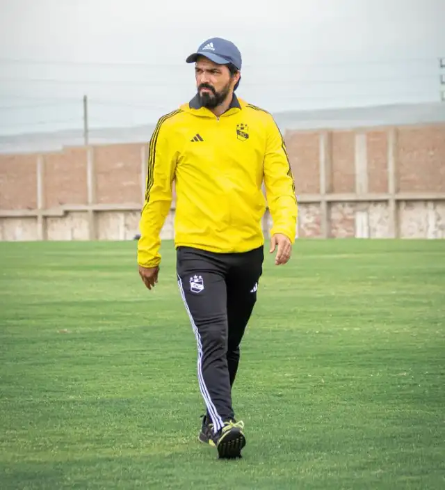 Jorge Cazulo, Sporting Cristal