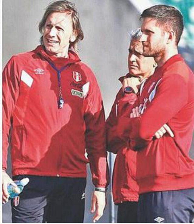 Ricardo Gareca y su hijo Robertino.
