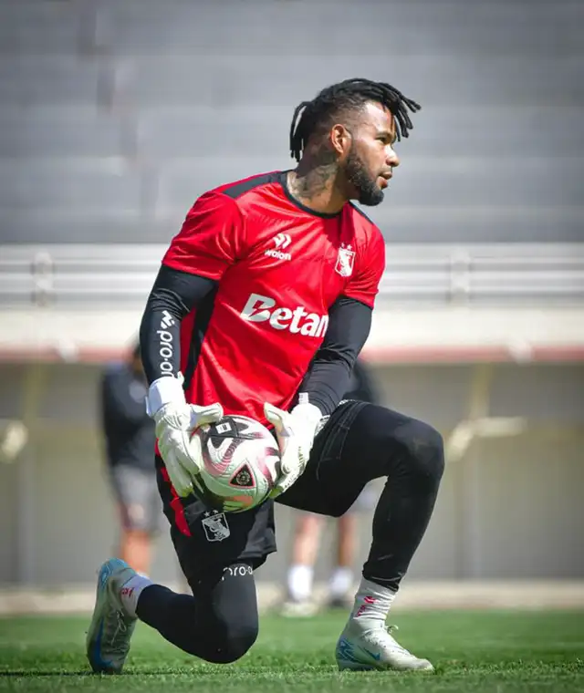 Carlos Cáceda Carlos Cáceda