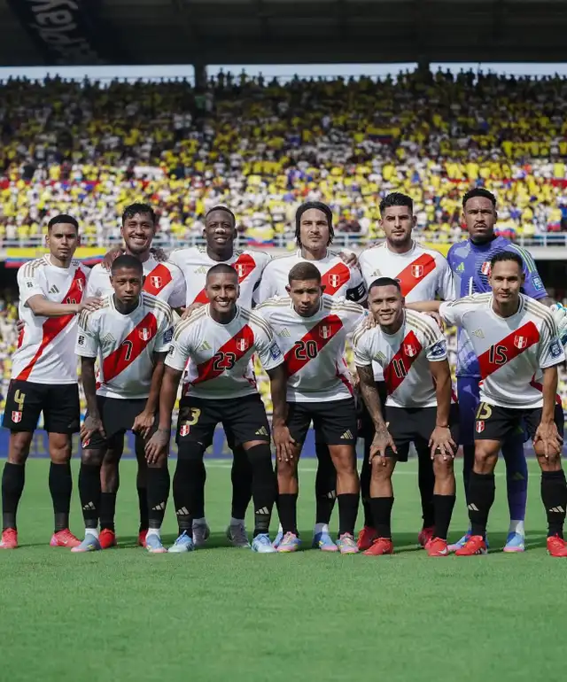 Renato Tapia cerca de vestir la camiseta de la selección peruana Renato Tapia cerca de vestir la camiseta de la selección peruana