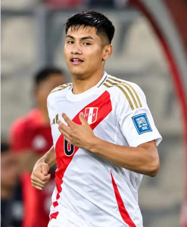 Piero Cari anotó el 1-0 de Perú ante Chile Piero Cari anotó el 1-0 de Perú ante Chile