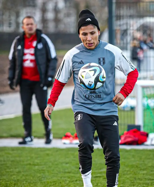 <strong>Raúl Ruidíaz </strong>   