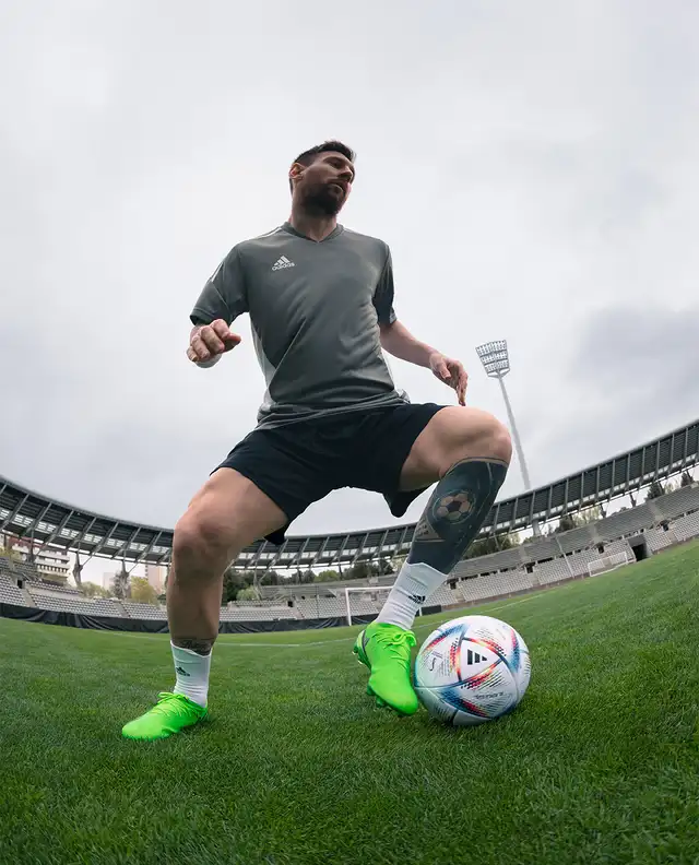 Messi con Adidas X Speedportal. Messi con Adidas X Speedportal.
