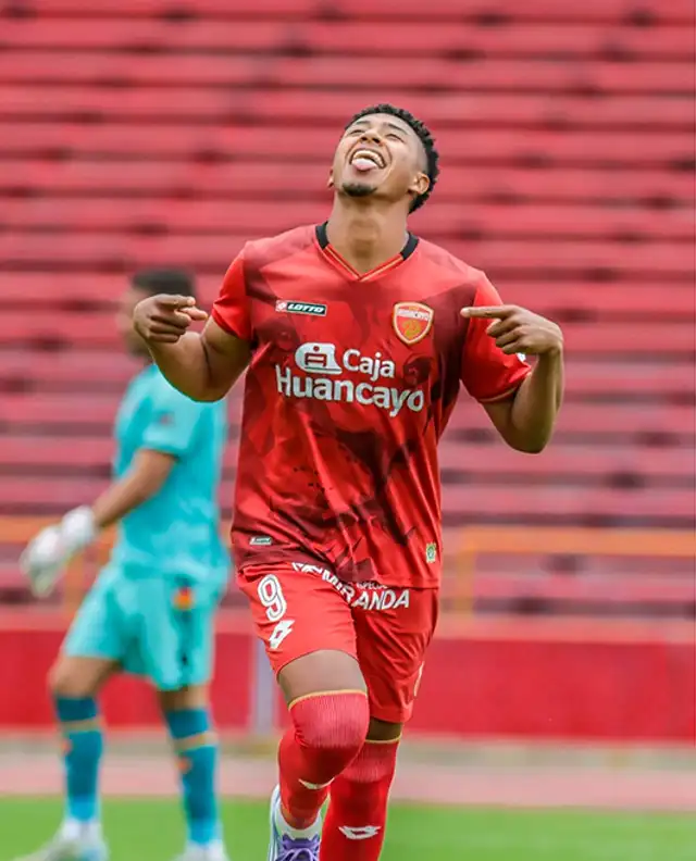 Juan Martínez, Sport Huancayo