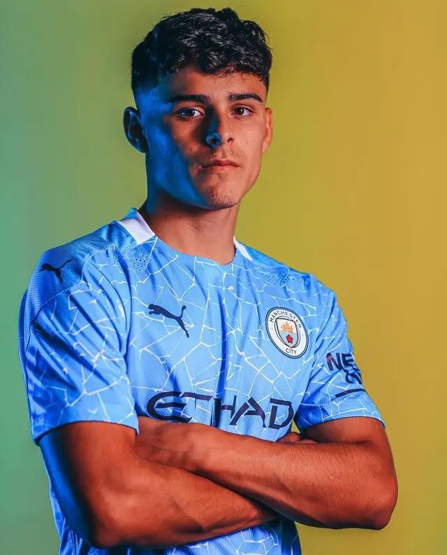 Alexander Robertson en Manchester City