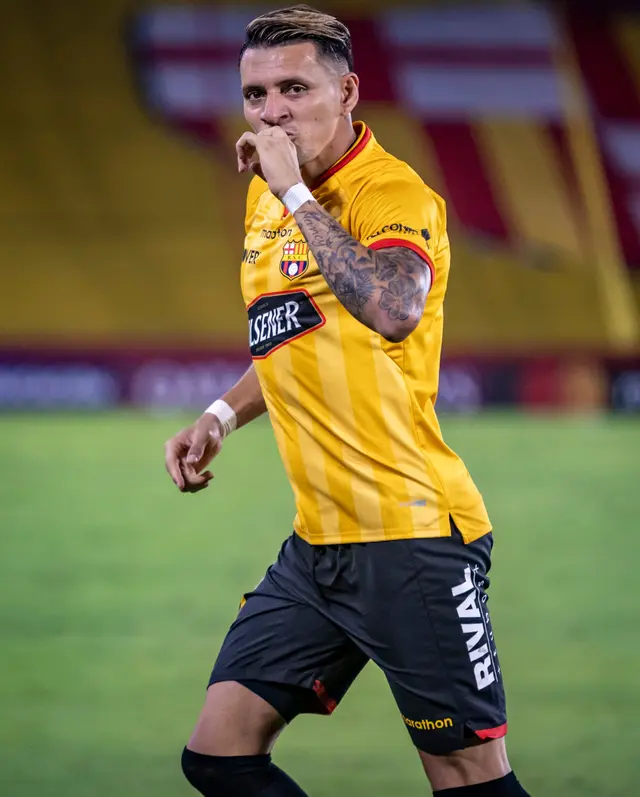 Carlos Garcés Carlos Garcés