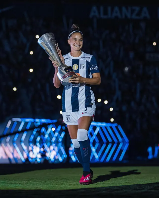 Adriana Lucar Alianza Lima Femenino