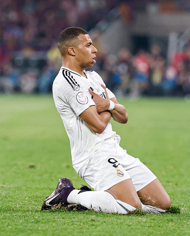 Kylian Mbappé gol ante Barcelona