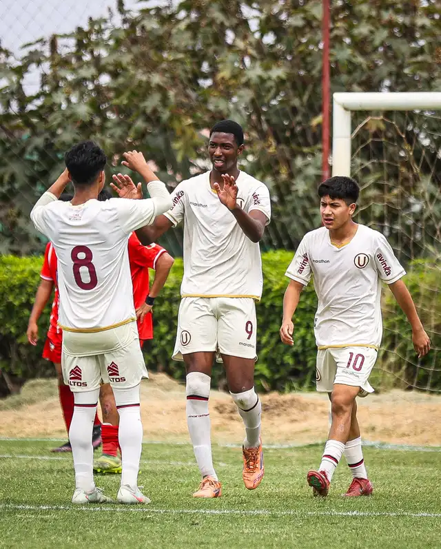 Universitario Universitario