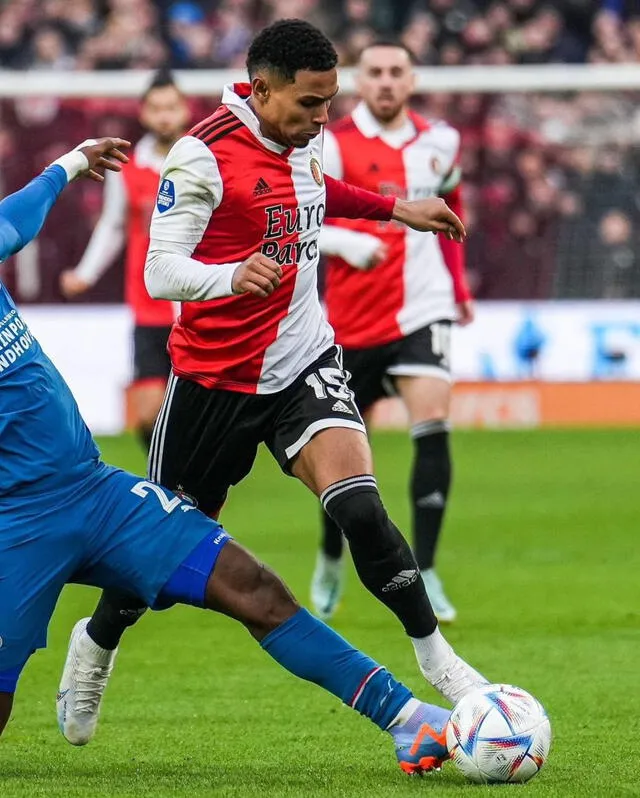 <strong>López con el Feyenoord </strong>   