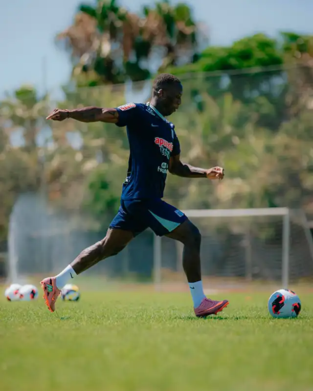 Luis Advíncula, Alianza Lima