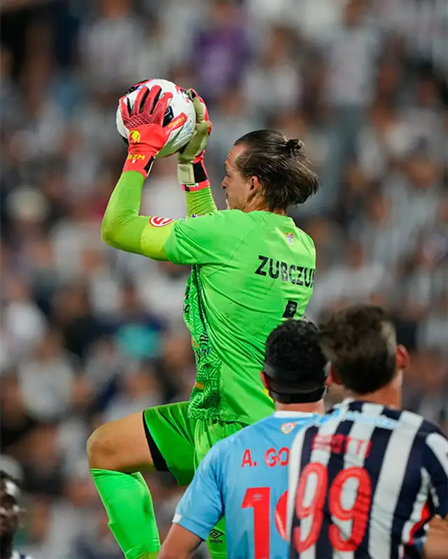 Patrick Zubczuk, Deportivo Garcilaso, Liga 1